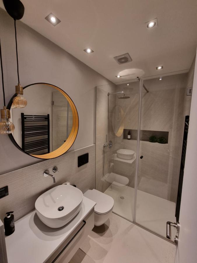 Arena Design Apartments With Free Private Parking And With A Terrace Pula Exterior foto