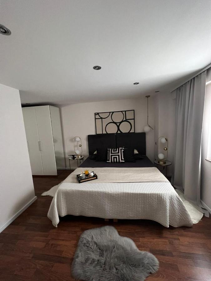 Arena Design Apartments With Free Private Parking And With A Terrace Pula Exterior foto